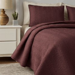Natural Stitch Bedding Set (Bedspread & Quilted Pillow Covers)